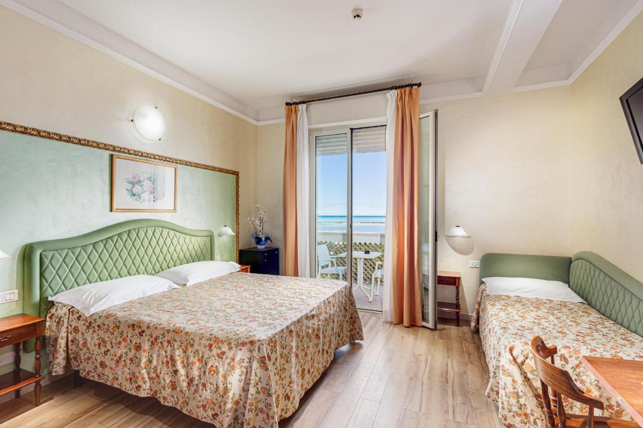 Hotel Internazionale Cesenatico Eksteriør billede