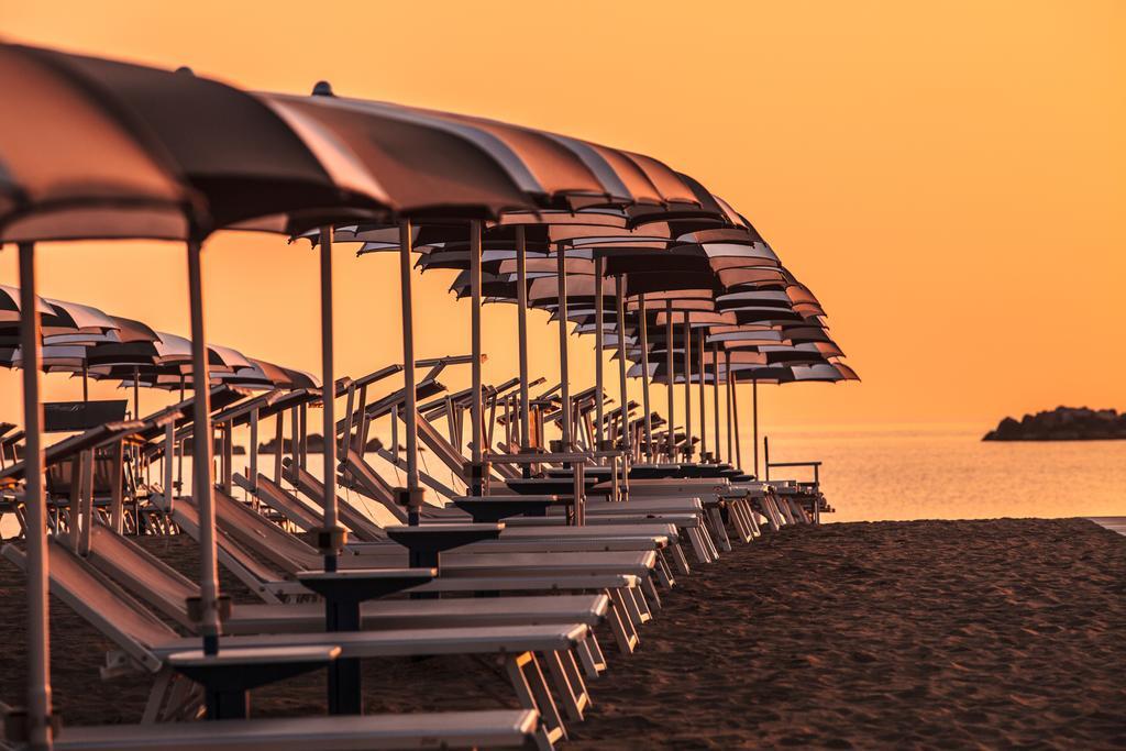 Hotel Internazionale Cesenatico Eksteriør billede