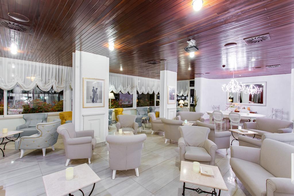 Hotel Internazionale Cesenatico Eksteriør billede