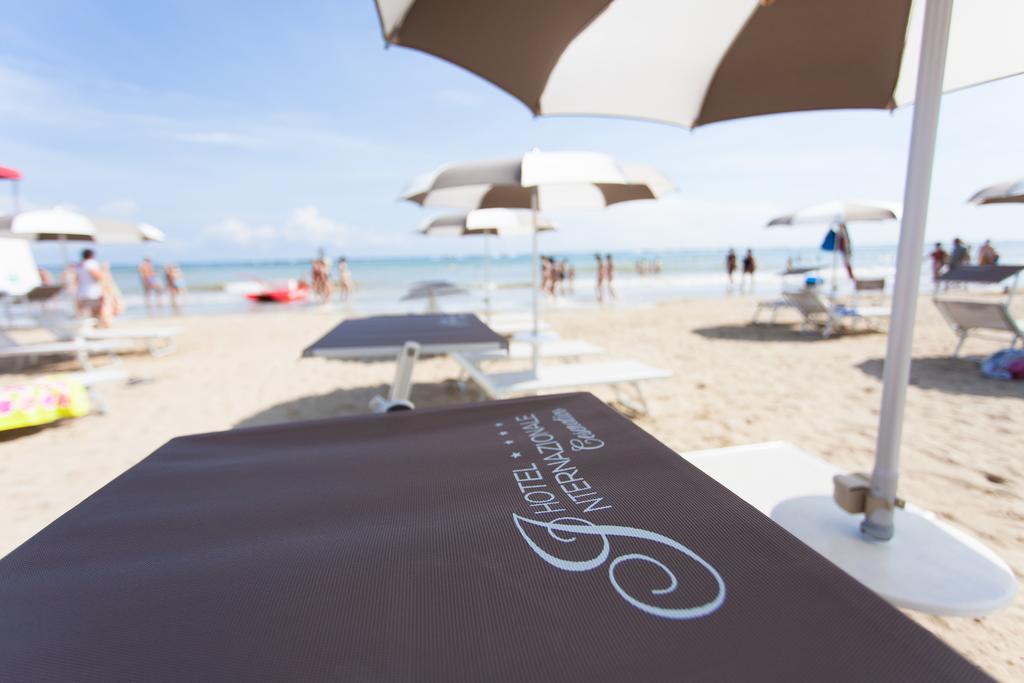 Hotel Internazionale Cesenatico Eksteriør billede